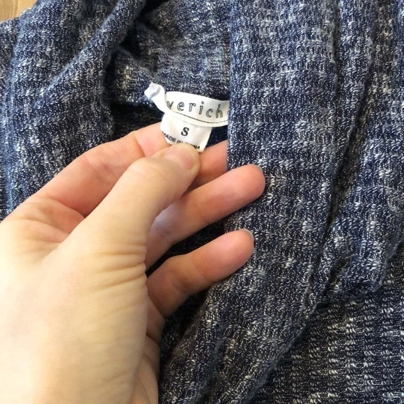 ⭐️2 FOR $20⭐️ Love Riche flowy tunic knit top - Picture 5 of 5